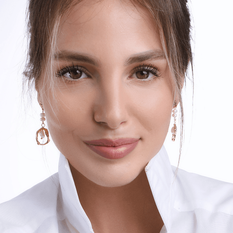 Orecchini "Brillanti Riflessioni" con Perle Eleganti