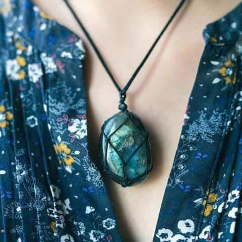 Collana "Cuore di Drago" in labradorite