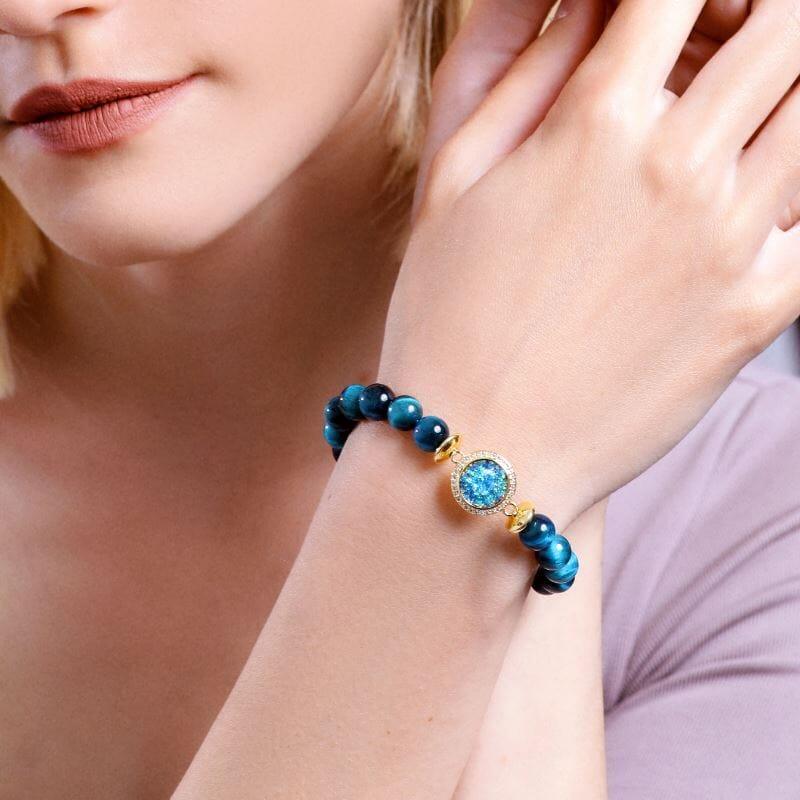 Braccialetto "Magnificenza Regale" con Perline in Occhio di Tigre e Opale