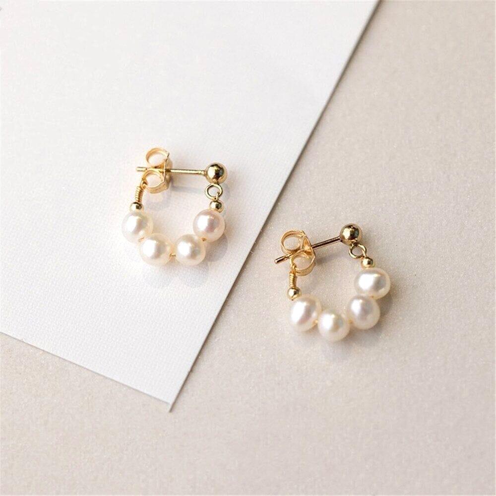 Orecchini a cerchio "Eleganza Sublime" con perle d'acqua dolce