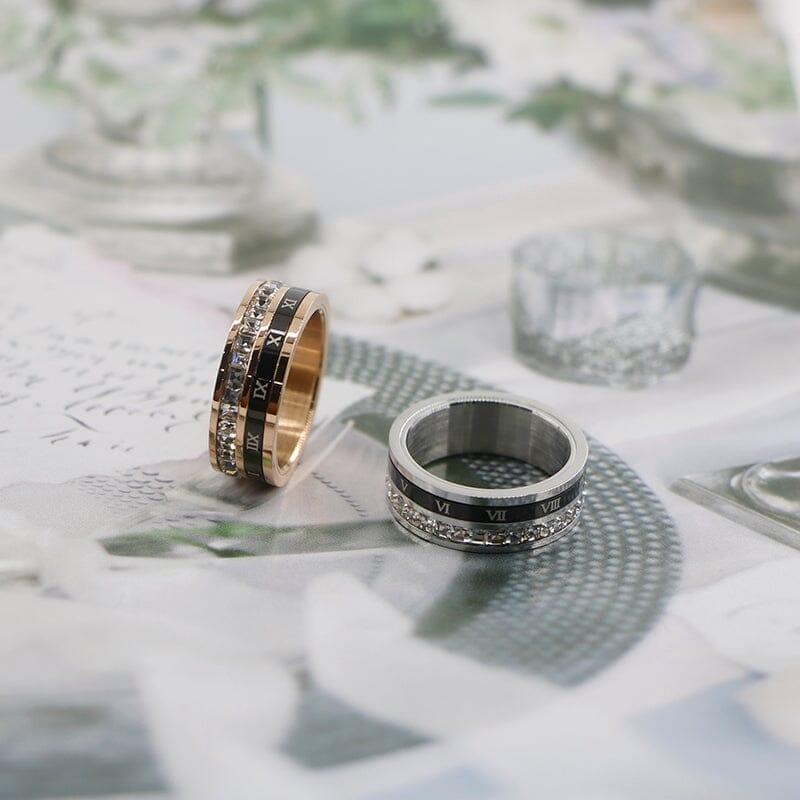 Anello “Eleganza Eterna” con Numeri Romani in Oro Rosa