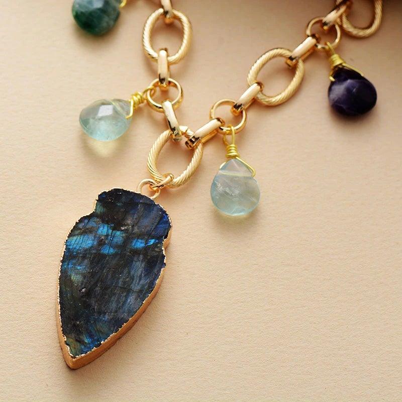Collana "Lancia Celeste di Rinascita" con Quarzo e Labradorite