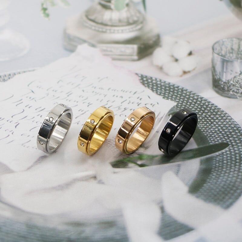 Anello Argentato “Eleganza e Semplicità”