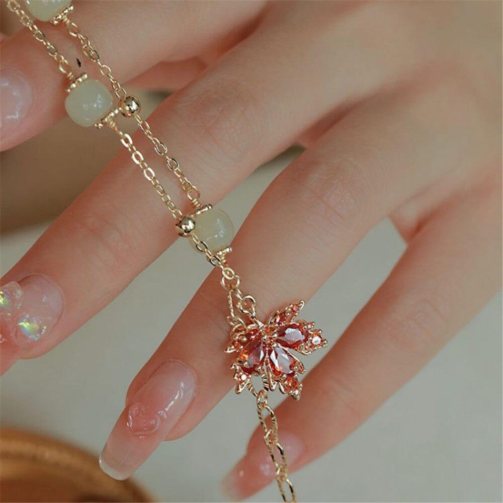 Bracciale "Amore Eterno" di Giada con Ciondolo a Foglia d'Acero
