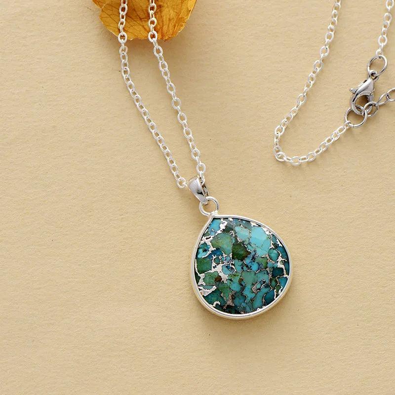 Collana di Turchese "Eleganza Azzurra Incantevole"