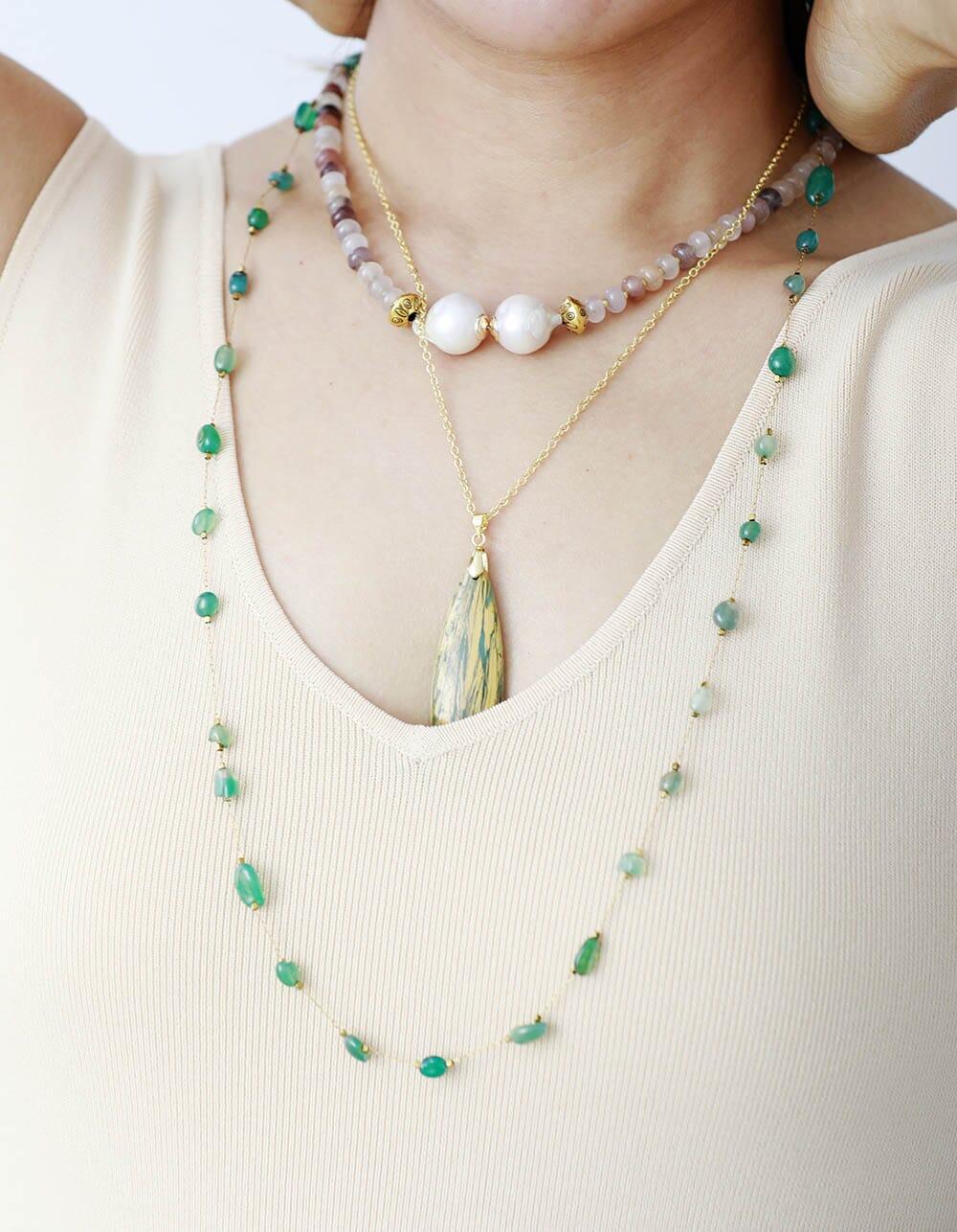 Collana “Eleganza Essenziale” in Pietre Naturali