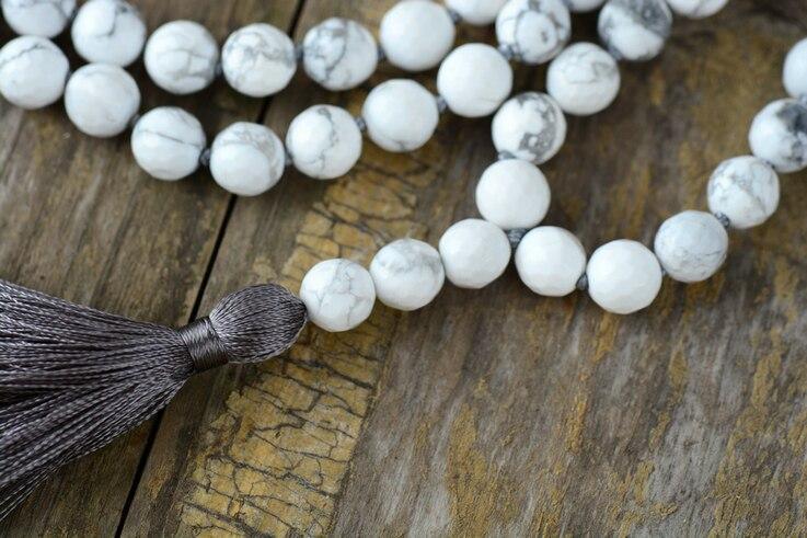 Collana Mala “Equilibrio e Tranquillità” con Howlite