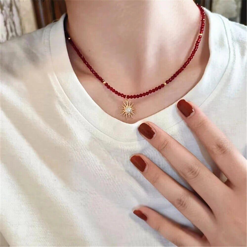 Collana "Essenza dell'Anima Profonda" con Pietre di Spinello Rosso