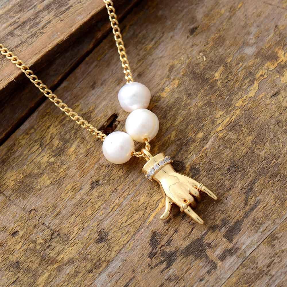 Collana con Perle e Ciondolo di Buddha "Eleganza Spirituale"