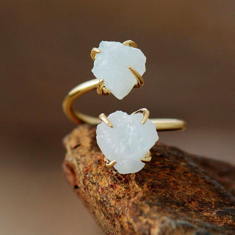 Anello Lussuoso con Pietra Grezza