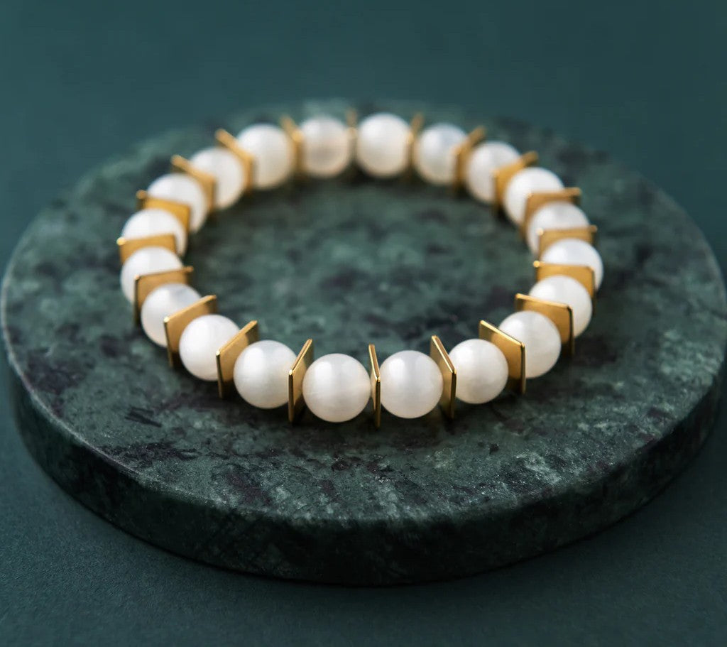 Bracciale rinfrescante in pietra di luna ed ematite