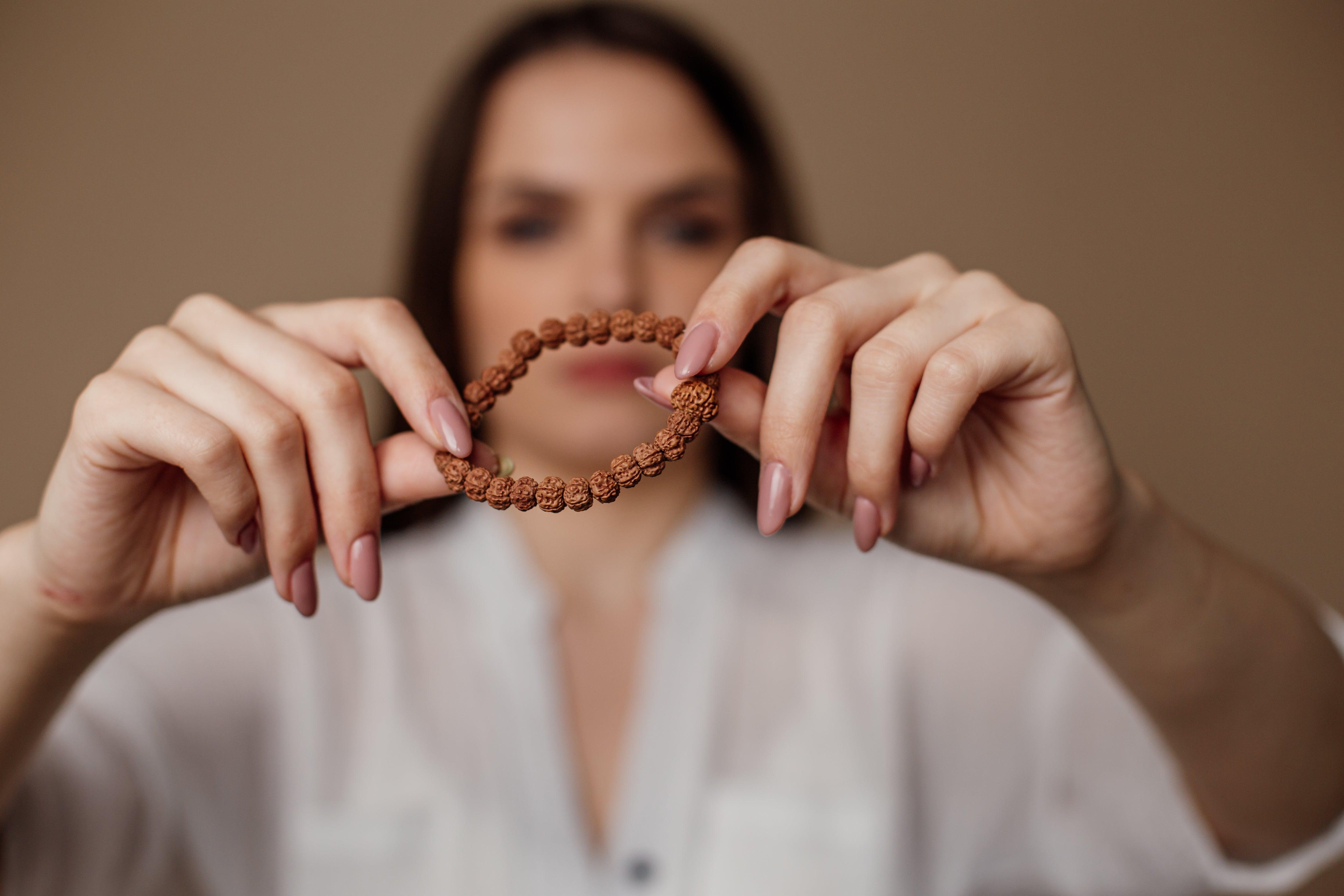 Collana Mala "Meditazione Potente" con Perle Rudraksha Japa