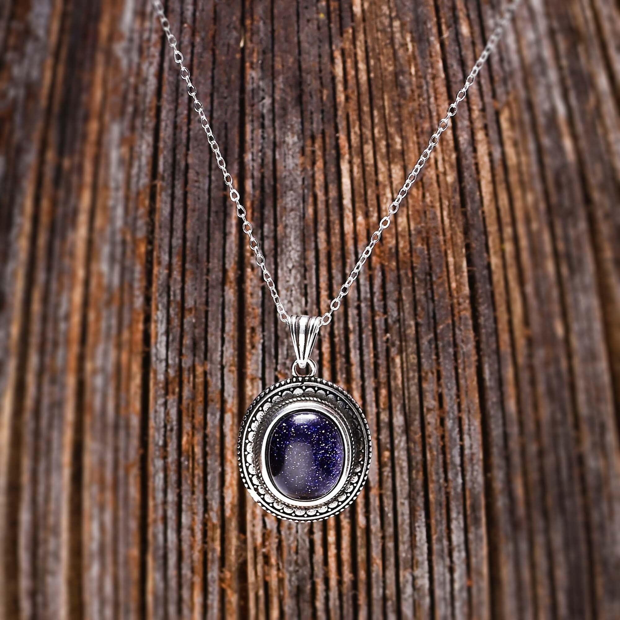 Collana "Pura" con Arenaria Blu, Magia della Notte Stellata