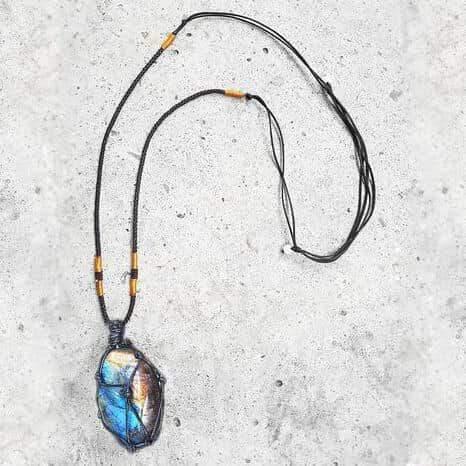 Collana "Cuore di Drago" in labradorite