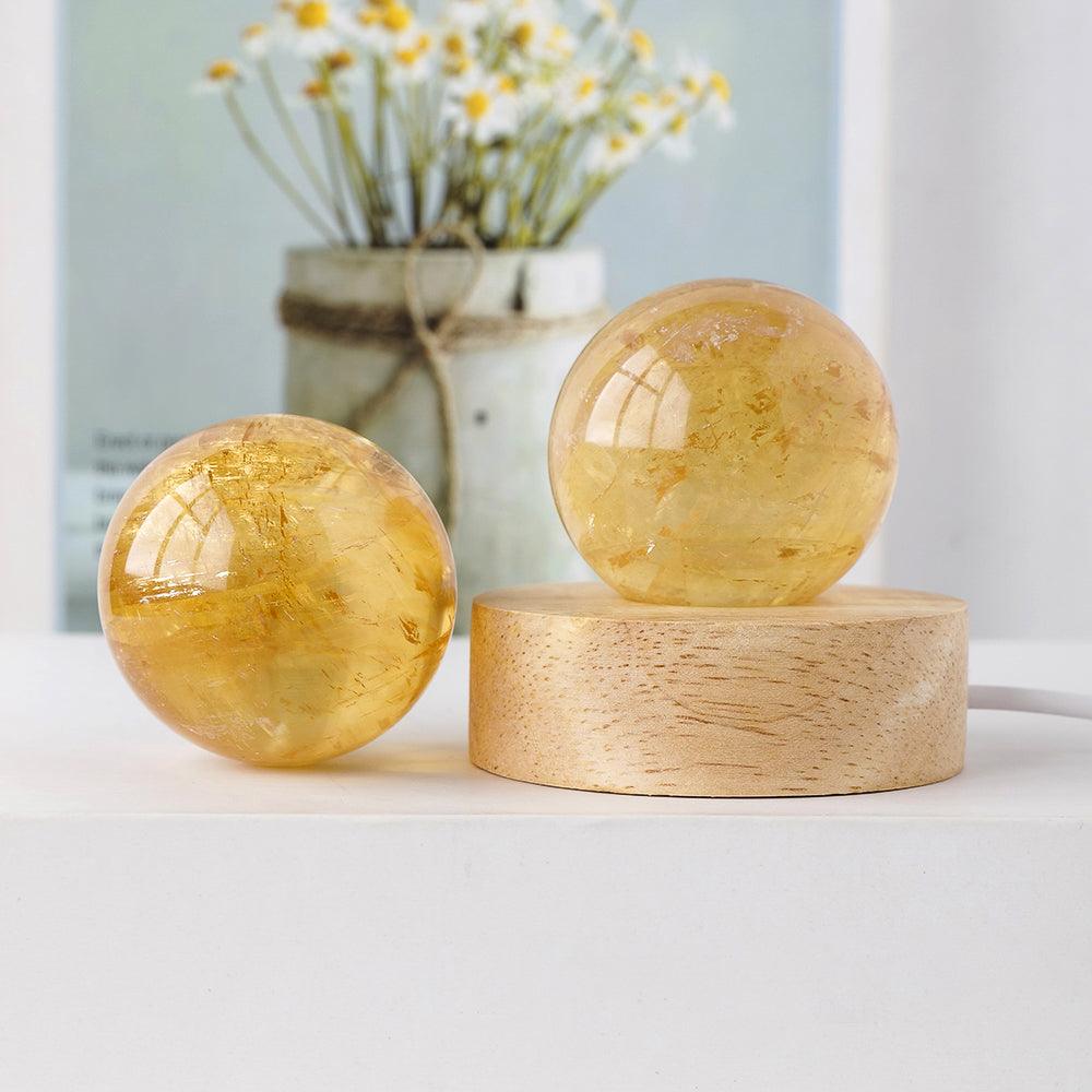 Lampada a sfera di calcite “Bagliore Dorato”