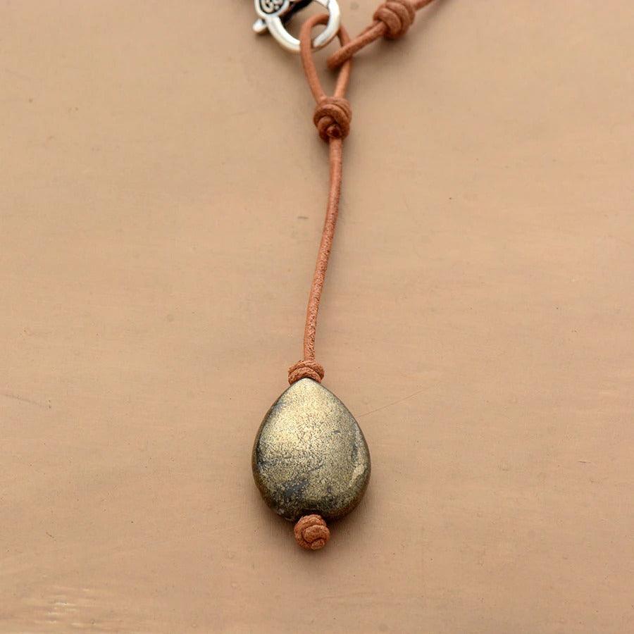 Collana Unisex "Vitalità Luminosa" in Pirite con Frange