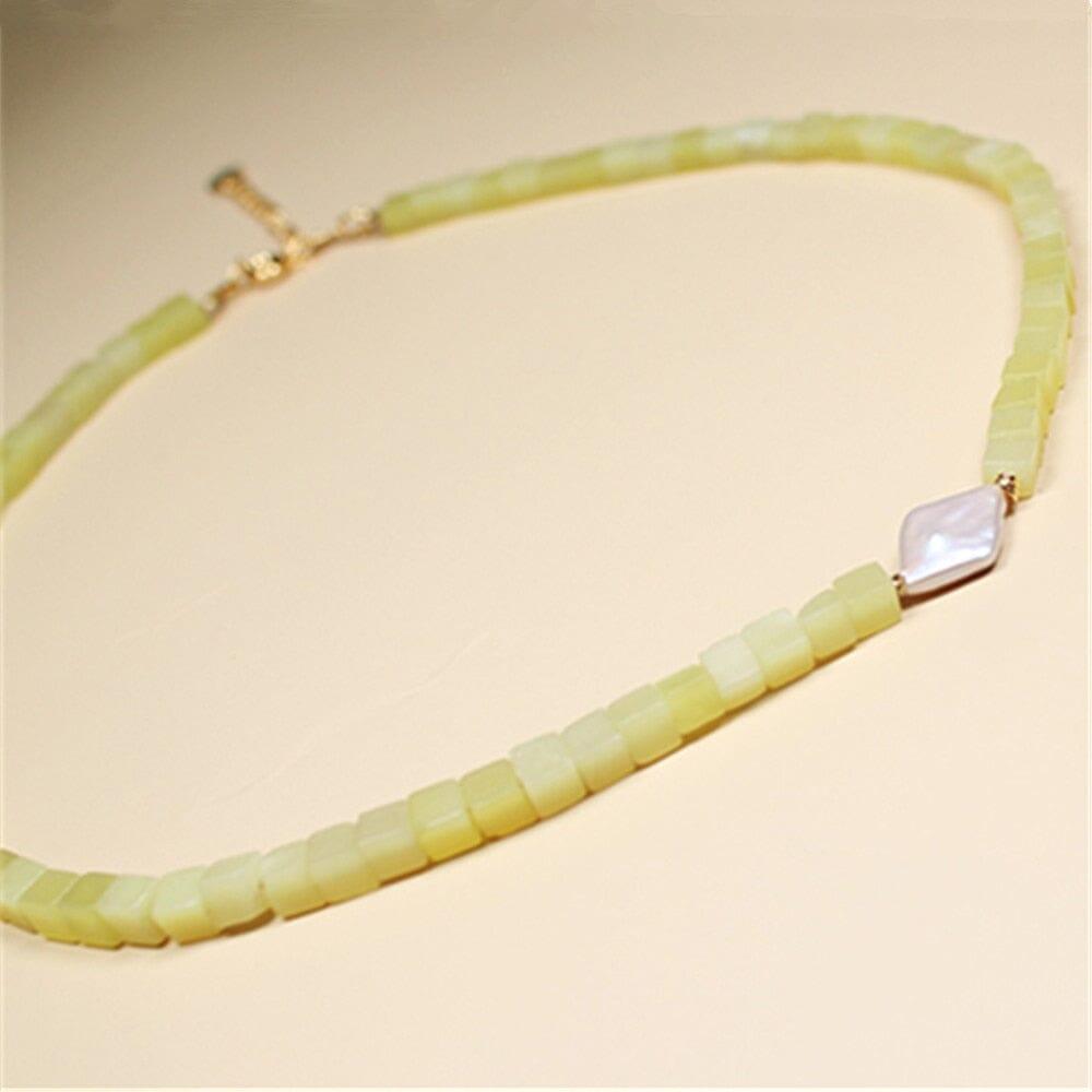 Collana "Abbondanza Brillante" in Perle e Giada Limone